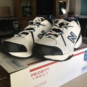 New Balance  Mx 608 v4